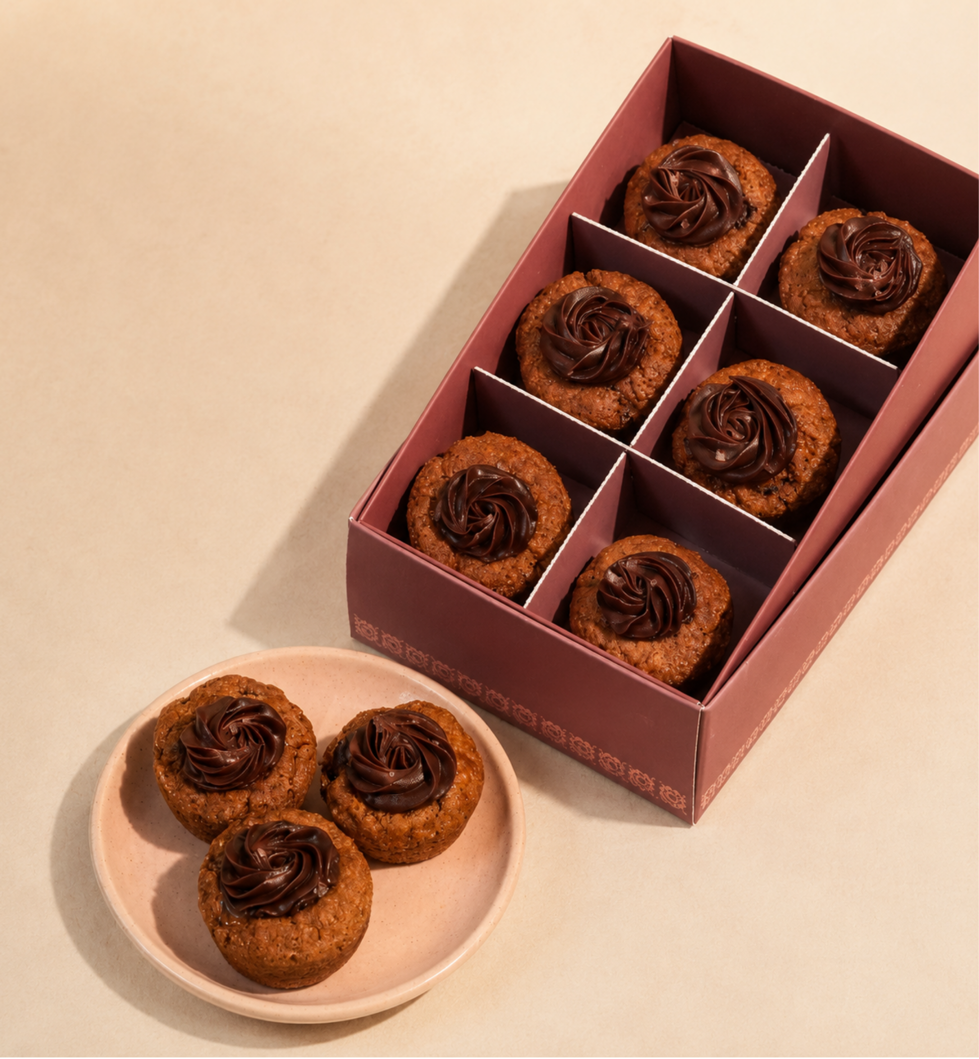 Royal Box of 6 Caramel Cookie Cups (Vegan)